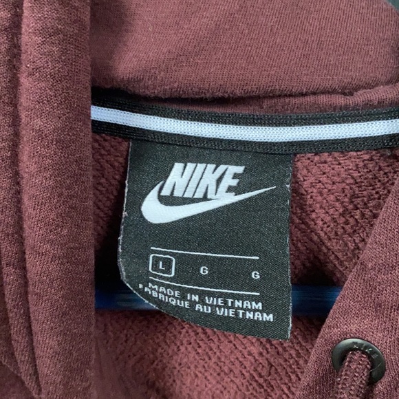 Maroon Nike sweatshirt - Picture 3 of 4